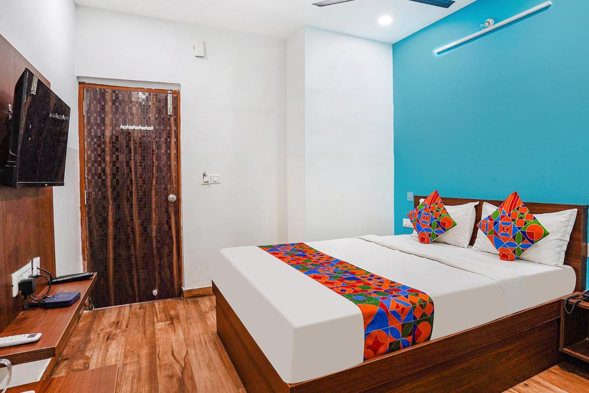 Fabhotel Rlv Green Palace - Nr Kengeri Satellite Town บังกาลอร์ ภายนอก รูปภาพ