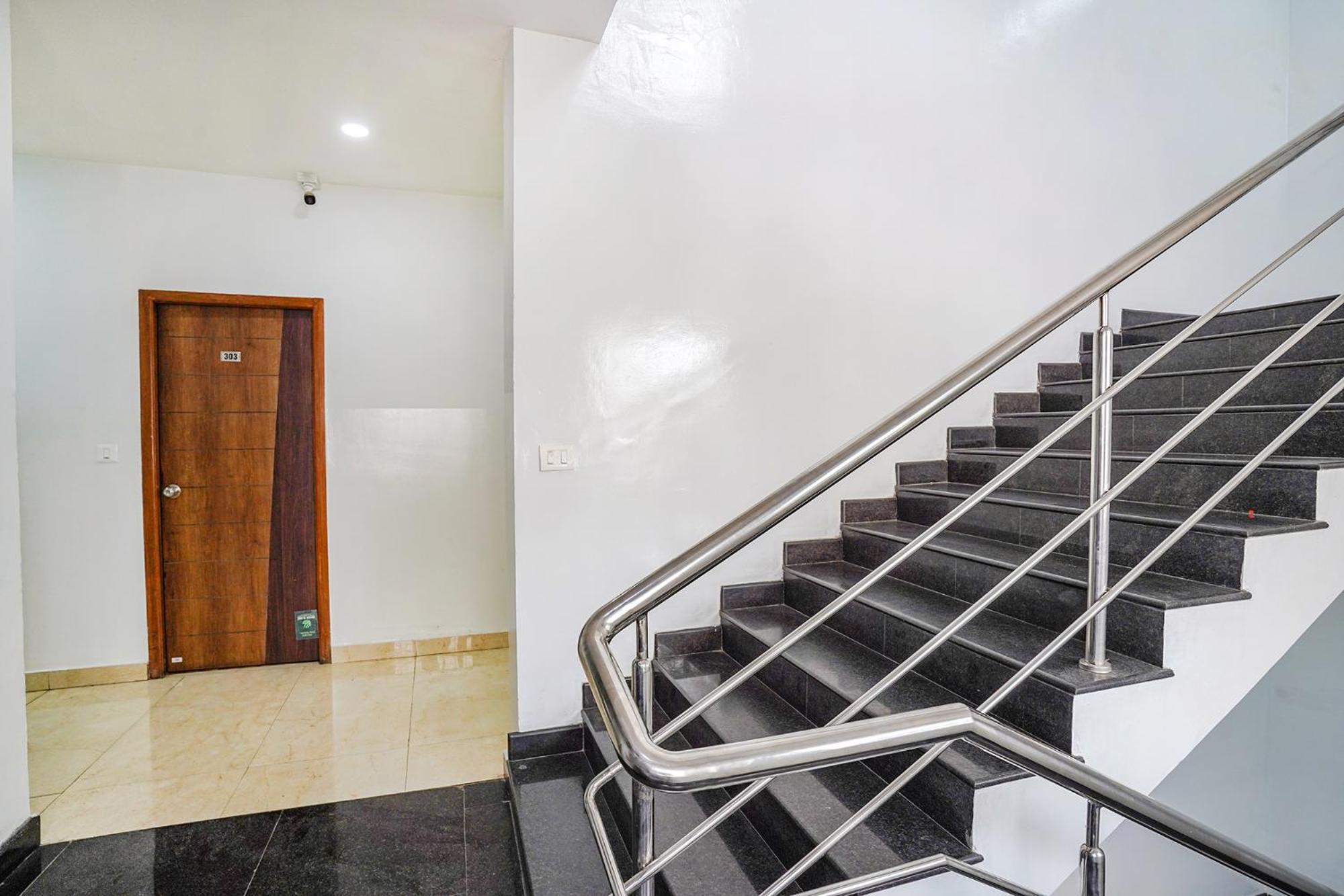 Fabhotel Rlv Green Palace - Nr Kengeri Satellite Town บังกาลอร์ ภายนอก รูปภาพ