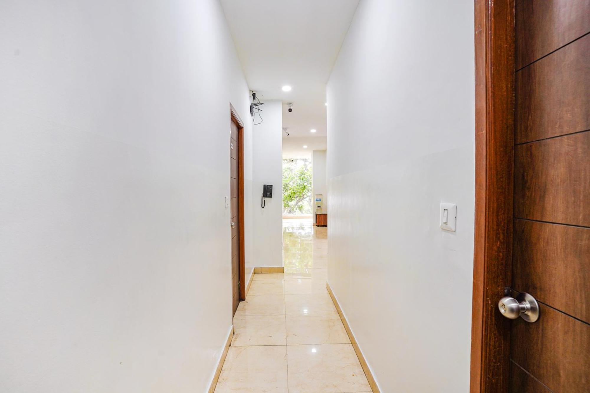 Fabhotel Rlv Green Palace - Nr Kengeri Satellite Town บังกาลอร์ ภายนอก รูปภาพ