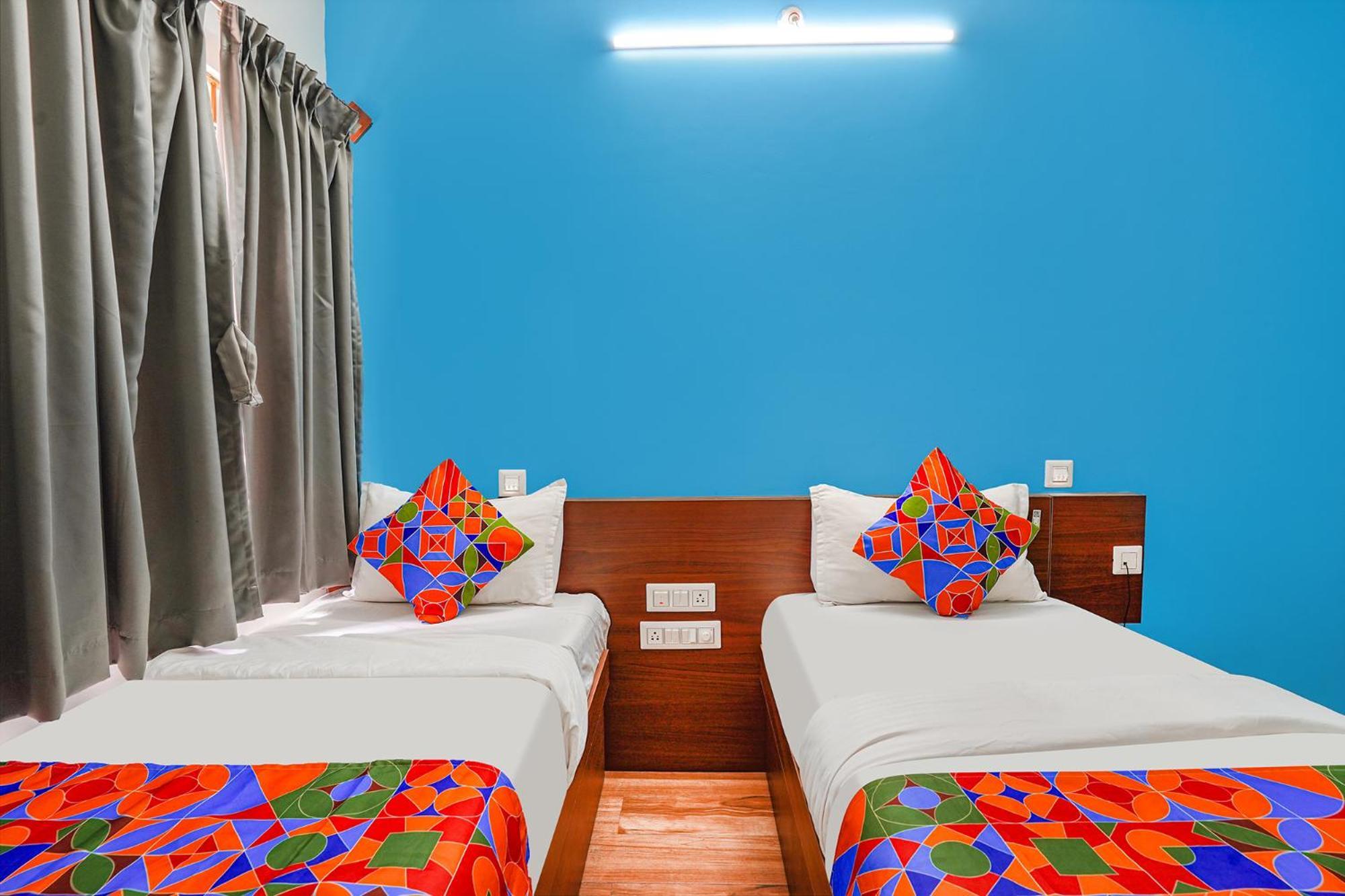 Fabhotel Rlv Green Palace - Nr Kengeri Satellite Town บังกาลอร์ ภายนอก รูปภาพ