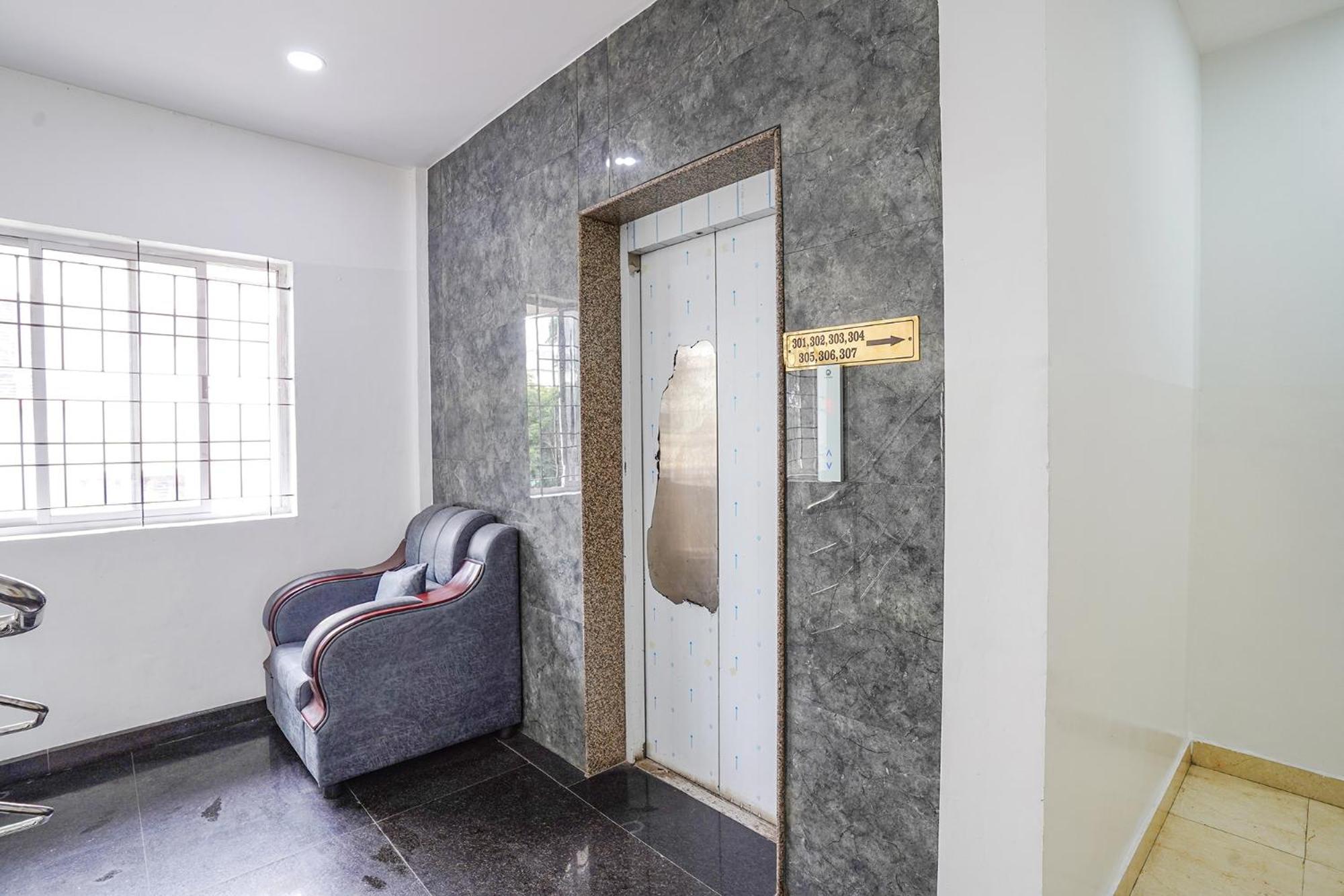 Fabhotel Rlv Green Palace - Nr Kengeri Satellite Town บังกาลอร์ ภายนอก รูปภาพ