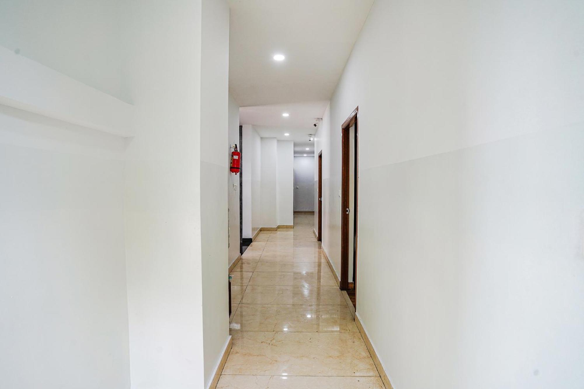 Fabhotel Rlv Green Palace - Nr Kengeri Satellite Town บังกาลอร์ ภายนอก รูปภาพ